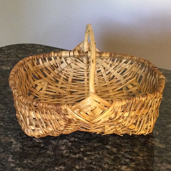 Michaels Other - Handwoven Basket with Handle